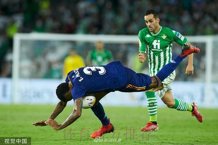 西甲-本泽马连场助攻卡瓦哈尔破门 皇马1-0贝蒂斯 西甲-本泽马连场助攻卡瓦哈尔破门 皇马1-0贝蒂斯